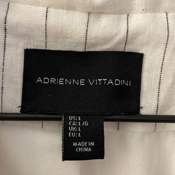 Adrienne Vittadini ~ NWOT Navy and White Striped Linen Blazer - Picture 4 of 8
